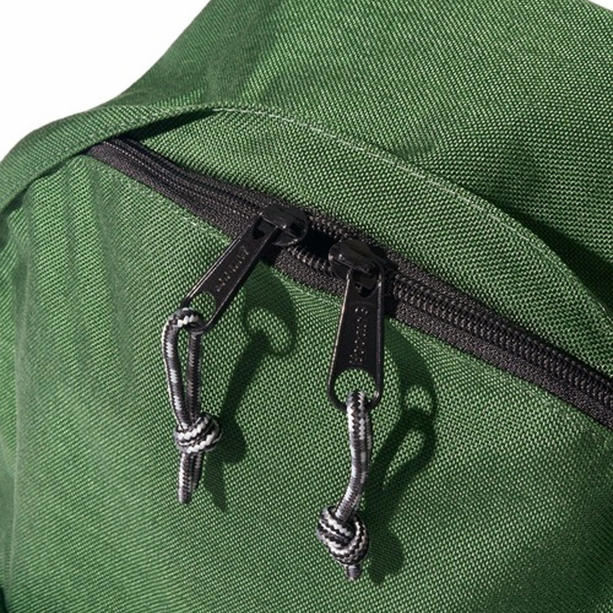 452U Medium Solid Backpack