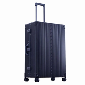 Aleon Classic 32" Check-In Sapphire Sapphiresize Extra Large