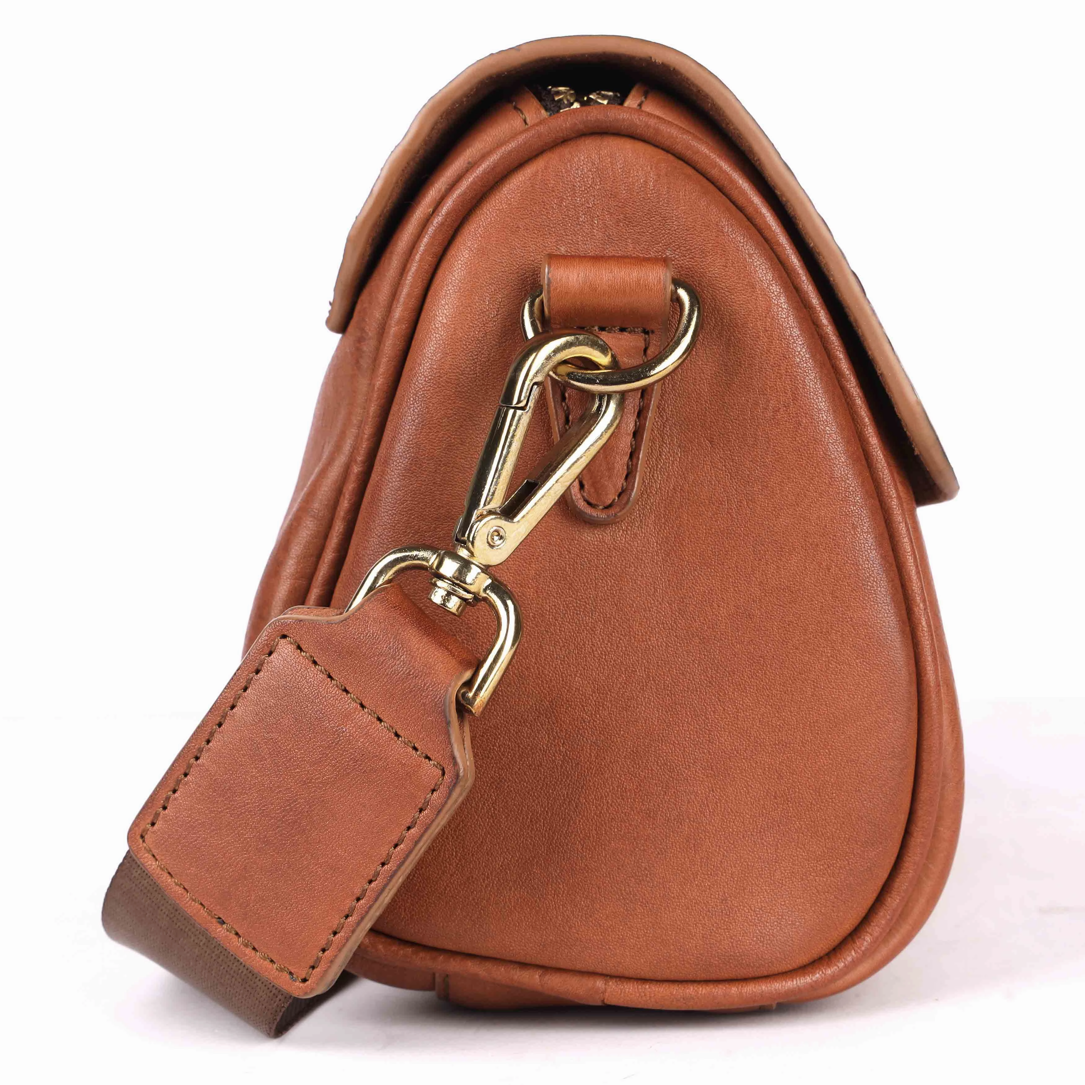 Astra - The Sling Bag