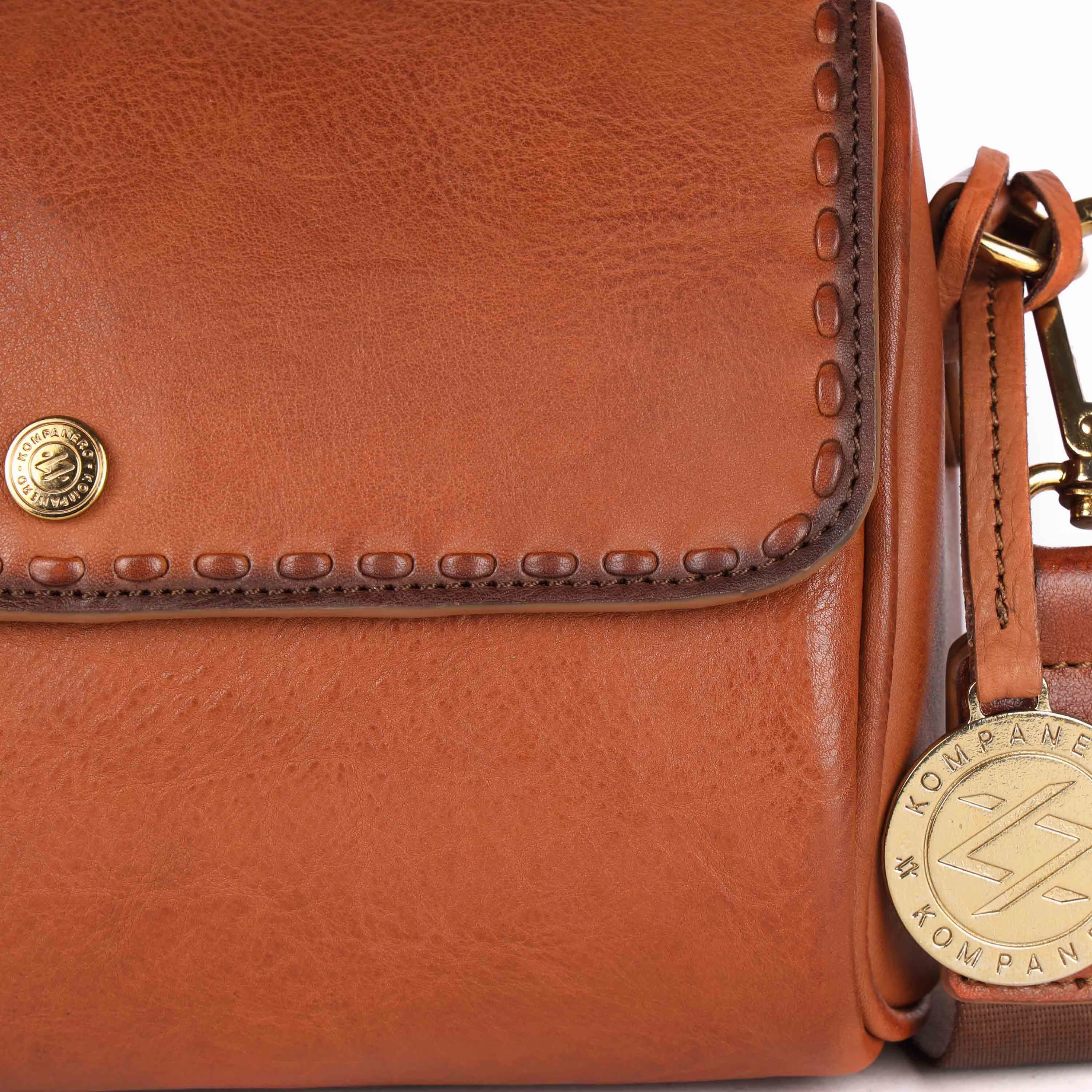 Astra - The Sling Bag