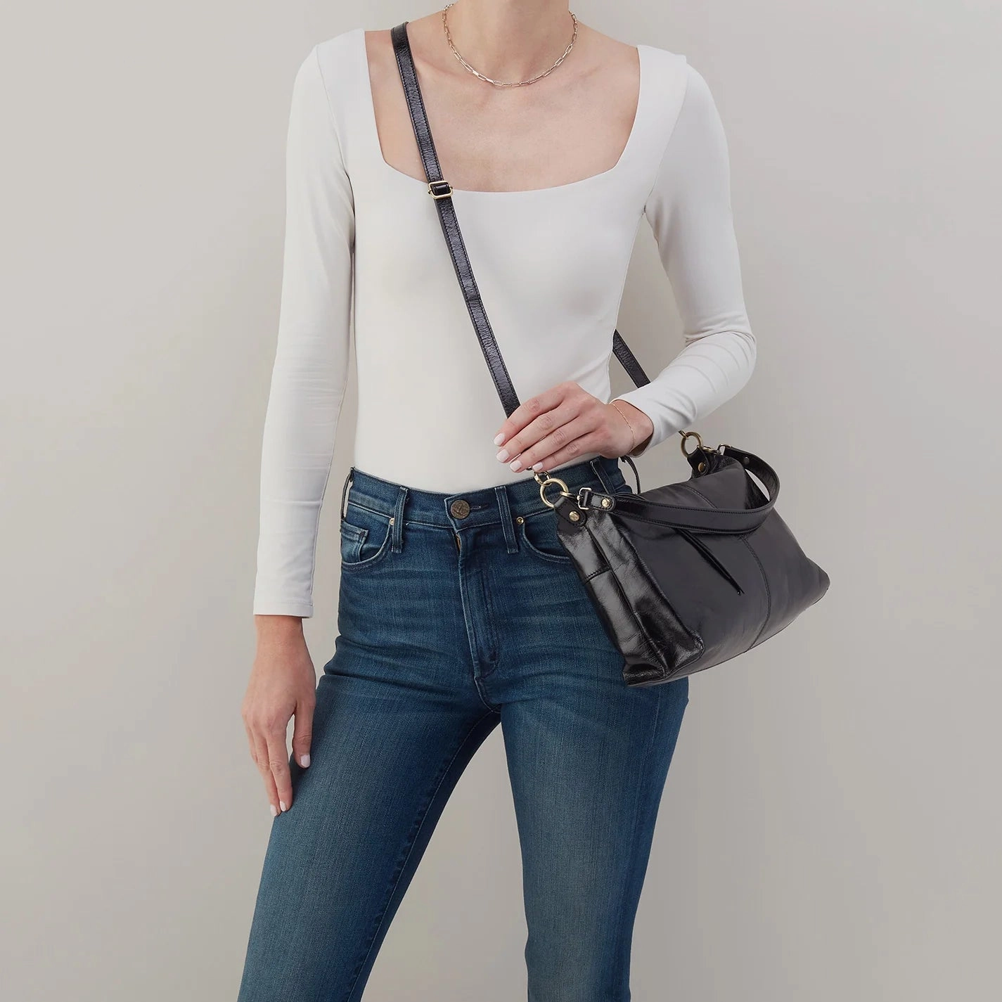 Avon Shoulder Bag Black