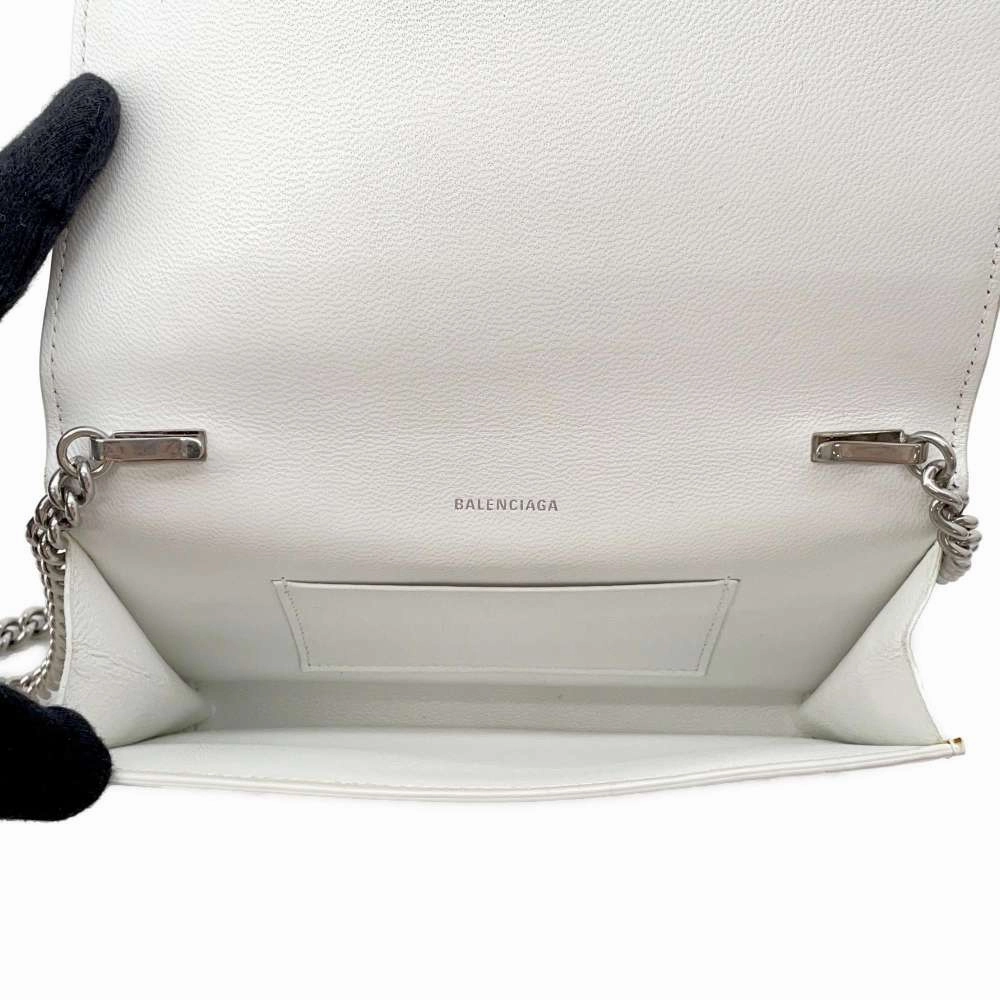 BALENCIAGA Everyday ChainShoulder Bag White593785 Leather