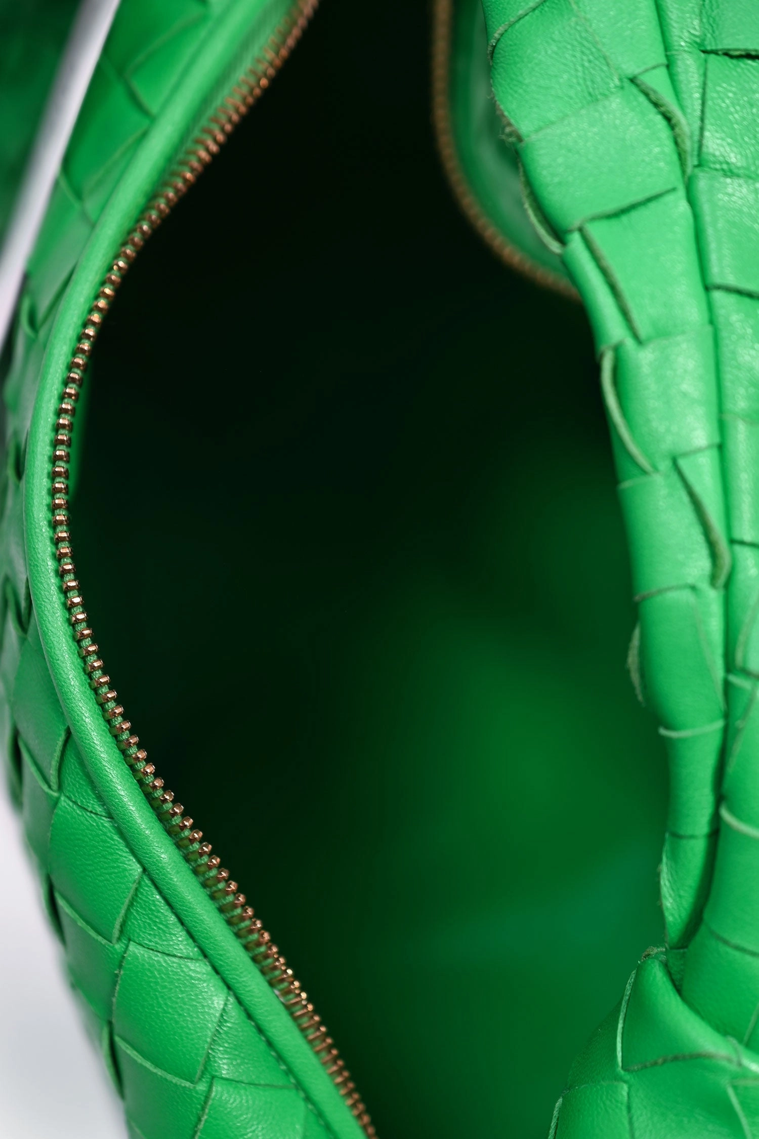 Bottega Veneta Green Intrecciato Leather Teen Jodie Shoulder Bag