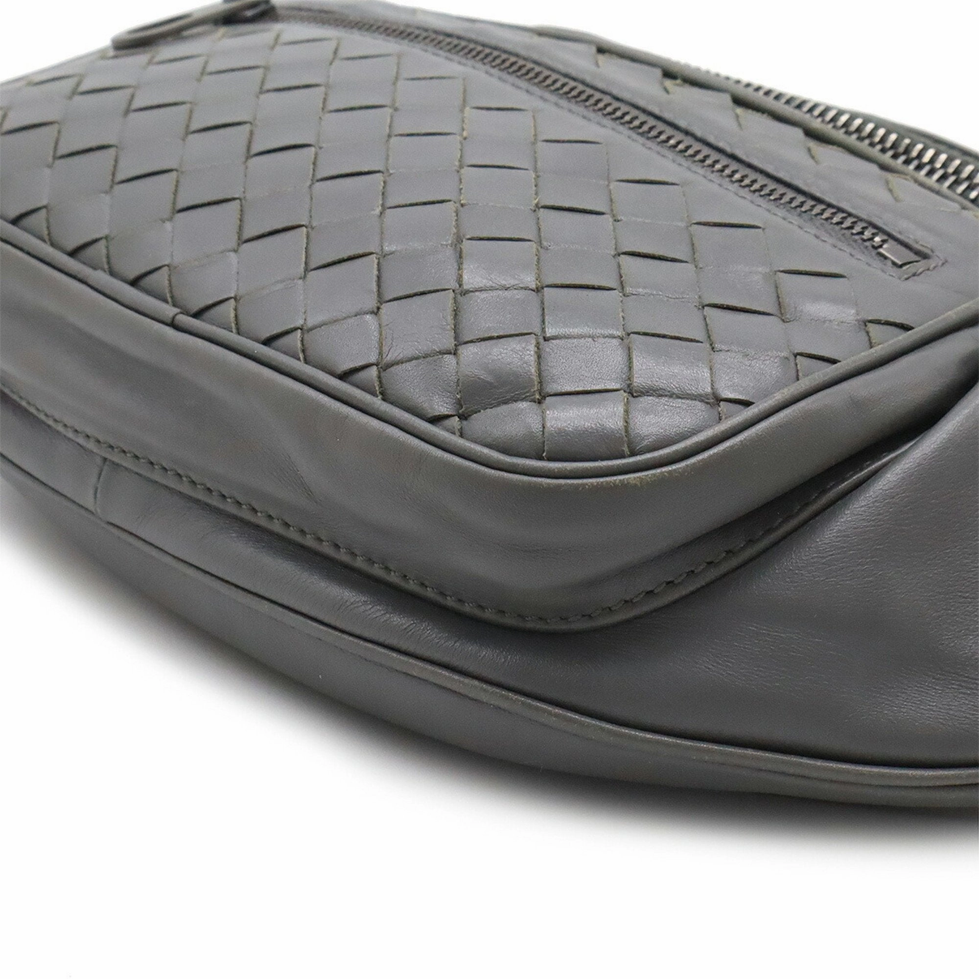 Bottega Veneta Intrecciato Leather Sling Bag (Pre-Owned)