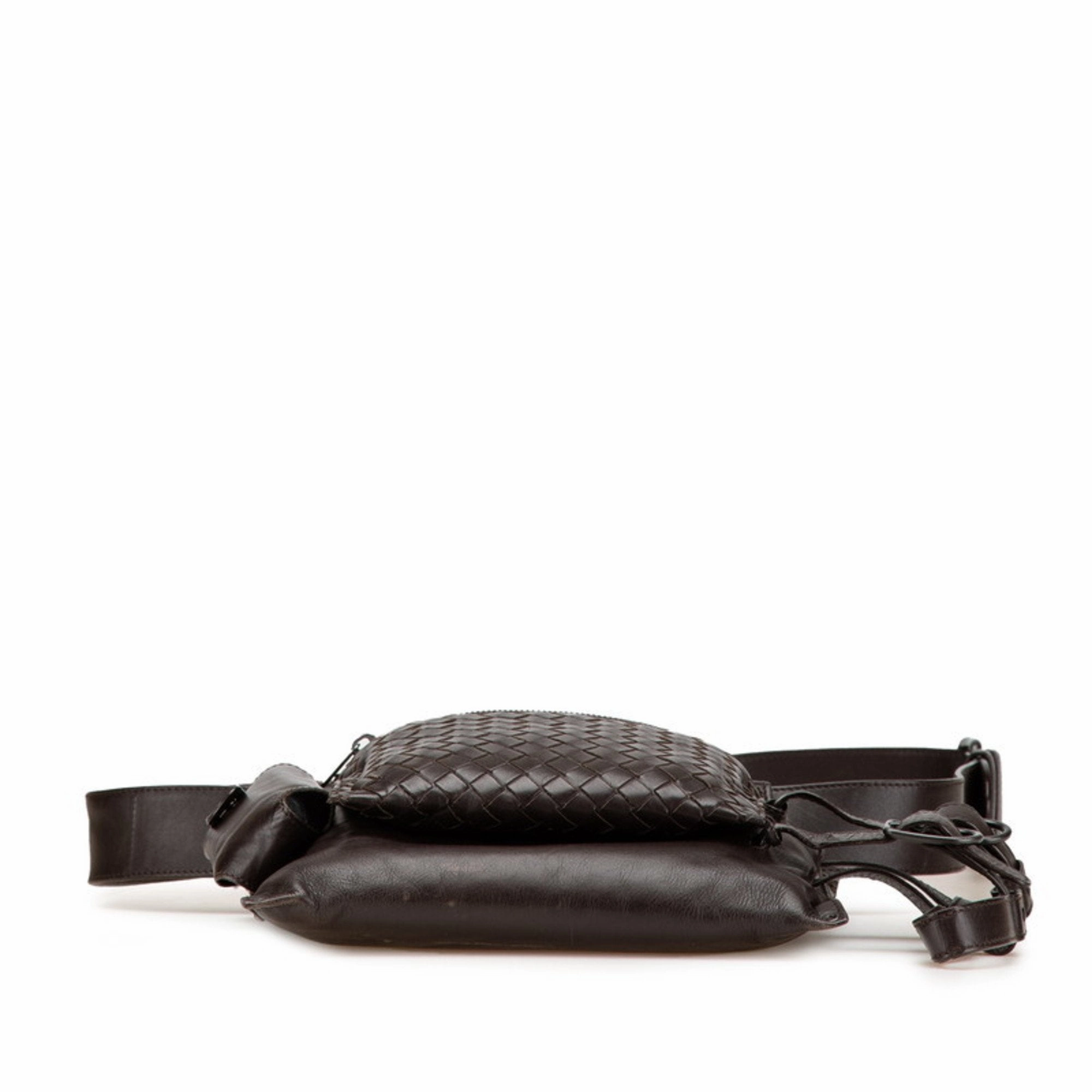 Bottega Veneta Leather Sling Bag (Pre-Owned)