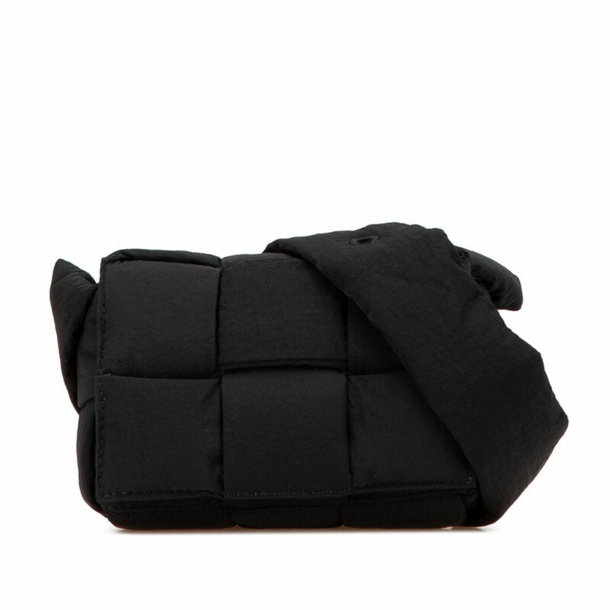 Bottega Veneta Nylon Shoulder Bag (Pre-Owned)