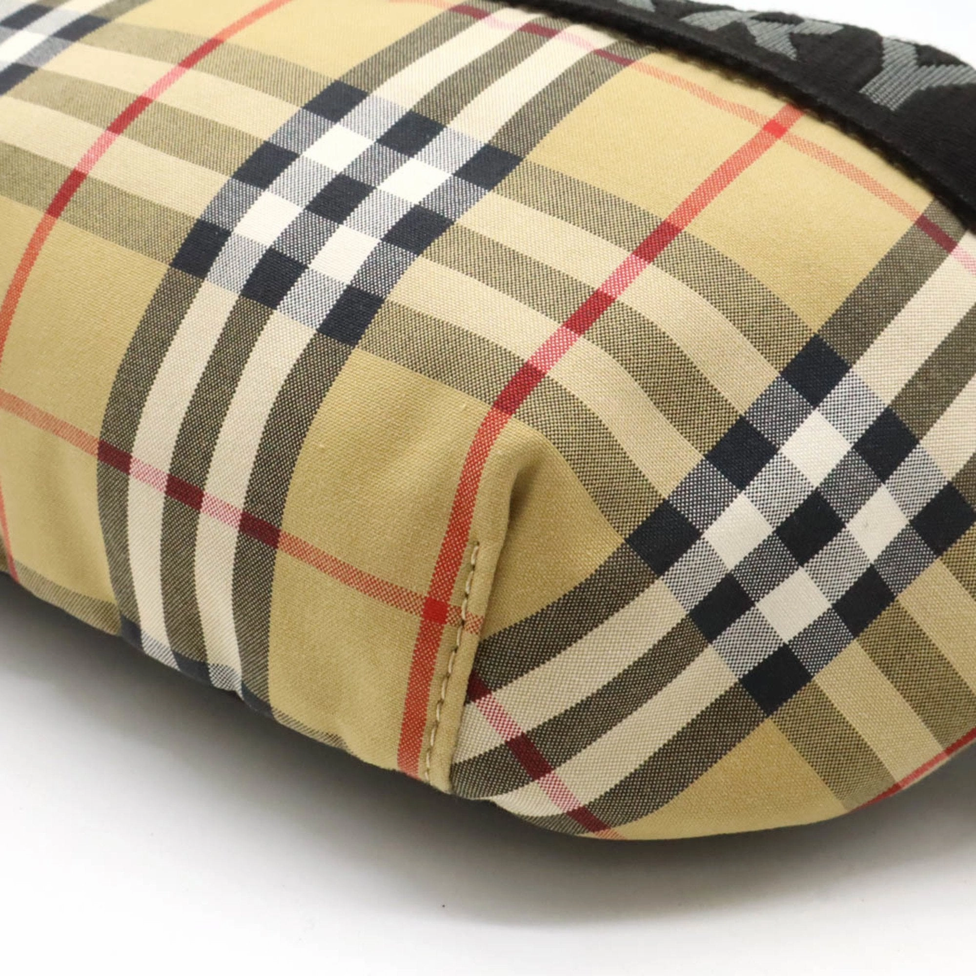 Burberry  Nylon Leather Fanny Pack Pouch Sling Bag (Pre-Owned)