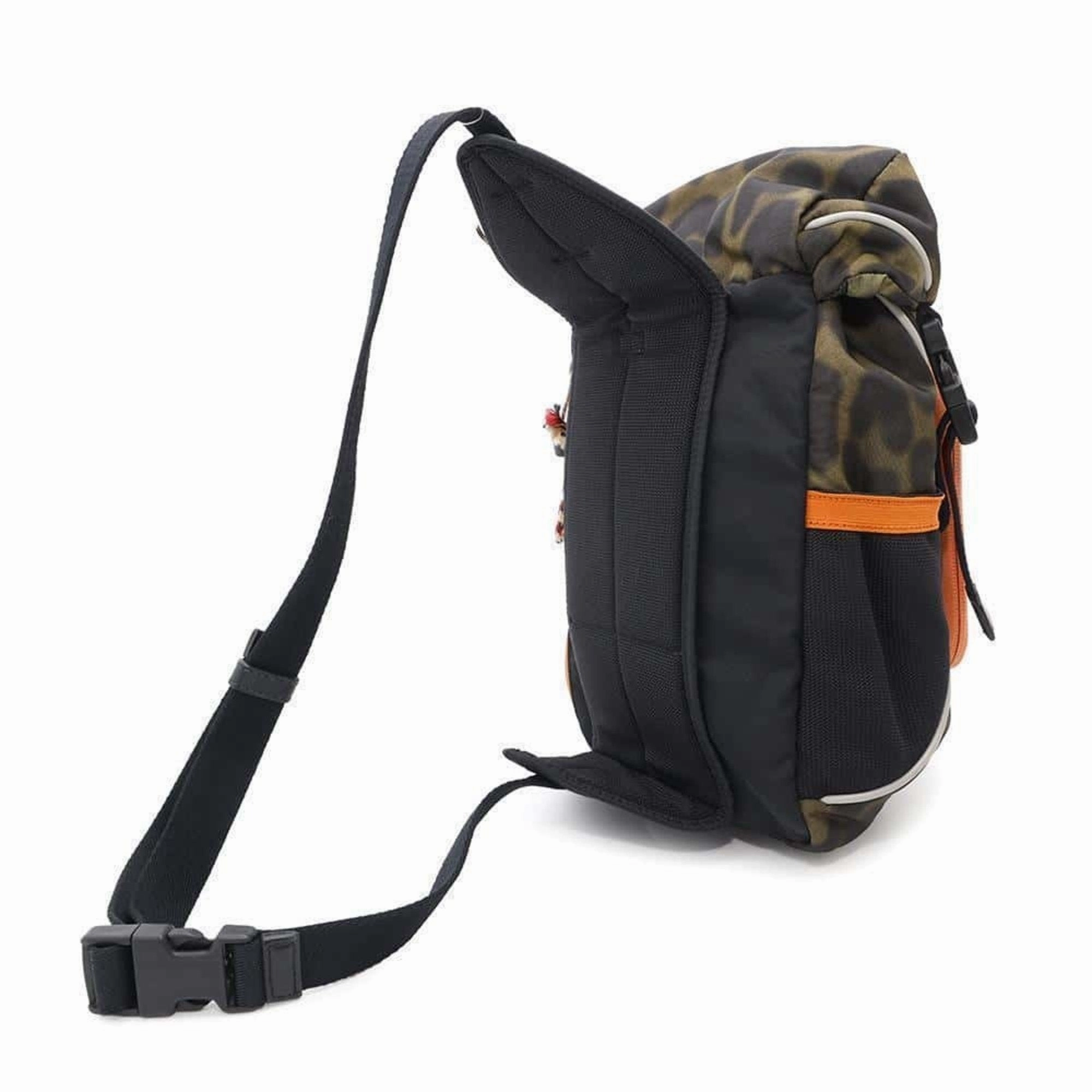 Burberry Nylon Sling Bag (Pre-Owned)