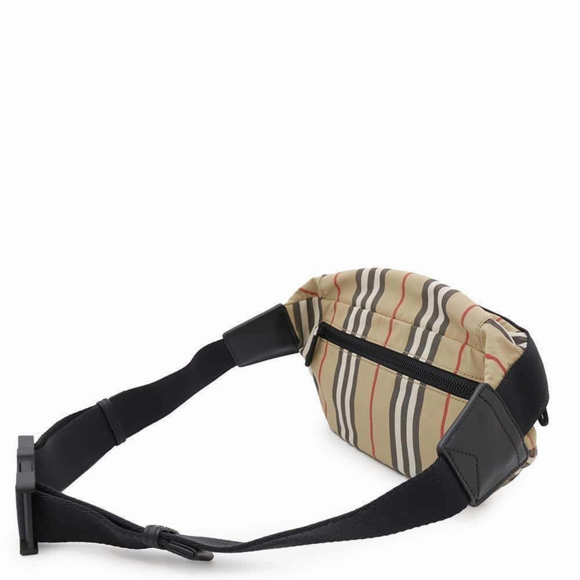 Burberry Nylon Sling Bag (Pre-Owned)