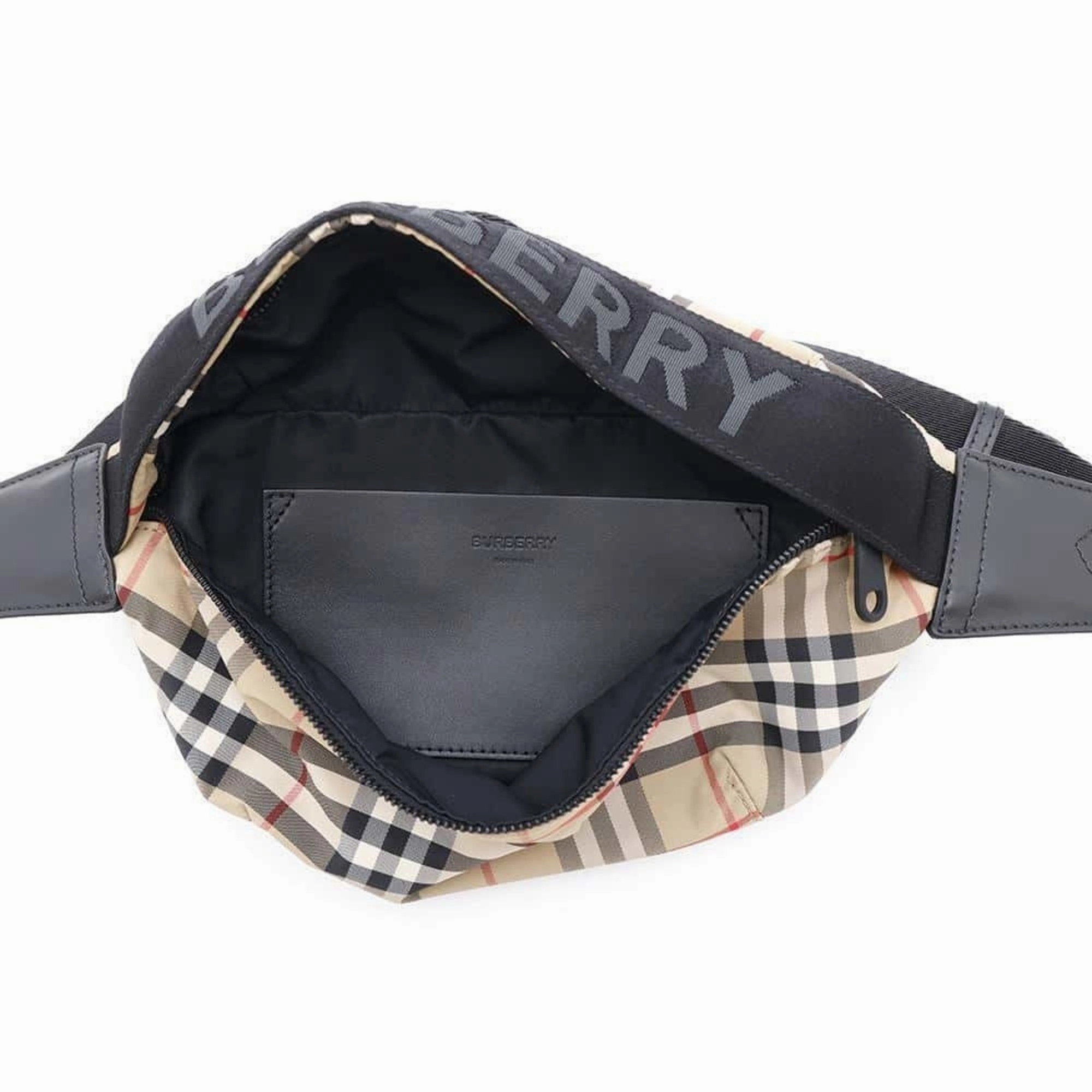 Burberry Nylon Sling Bag (Pre-Owned)