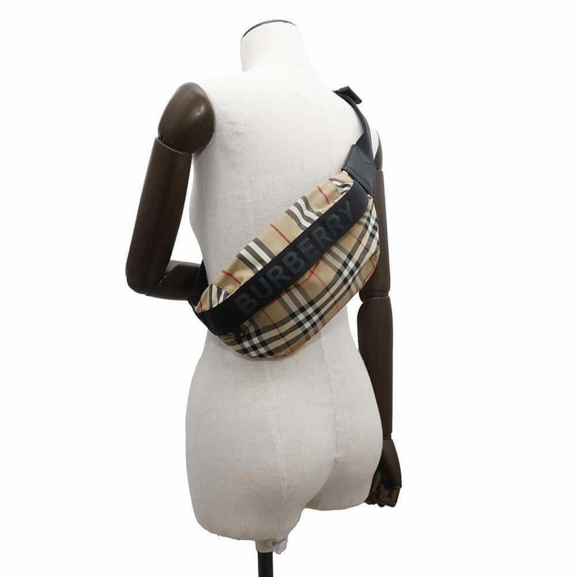 Burberry Nylon Sling Bag (Pre-Owned)