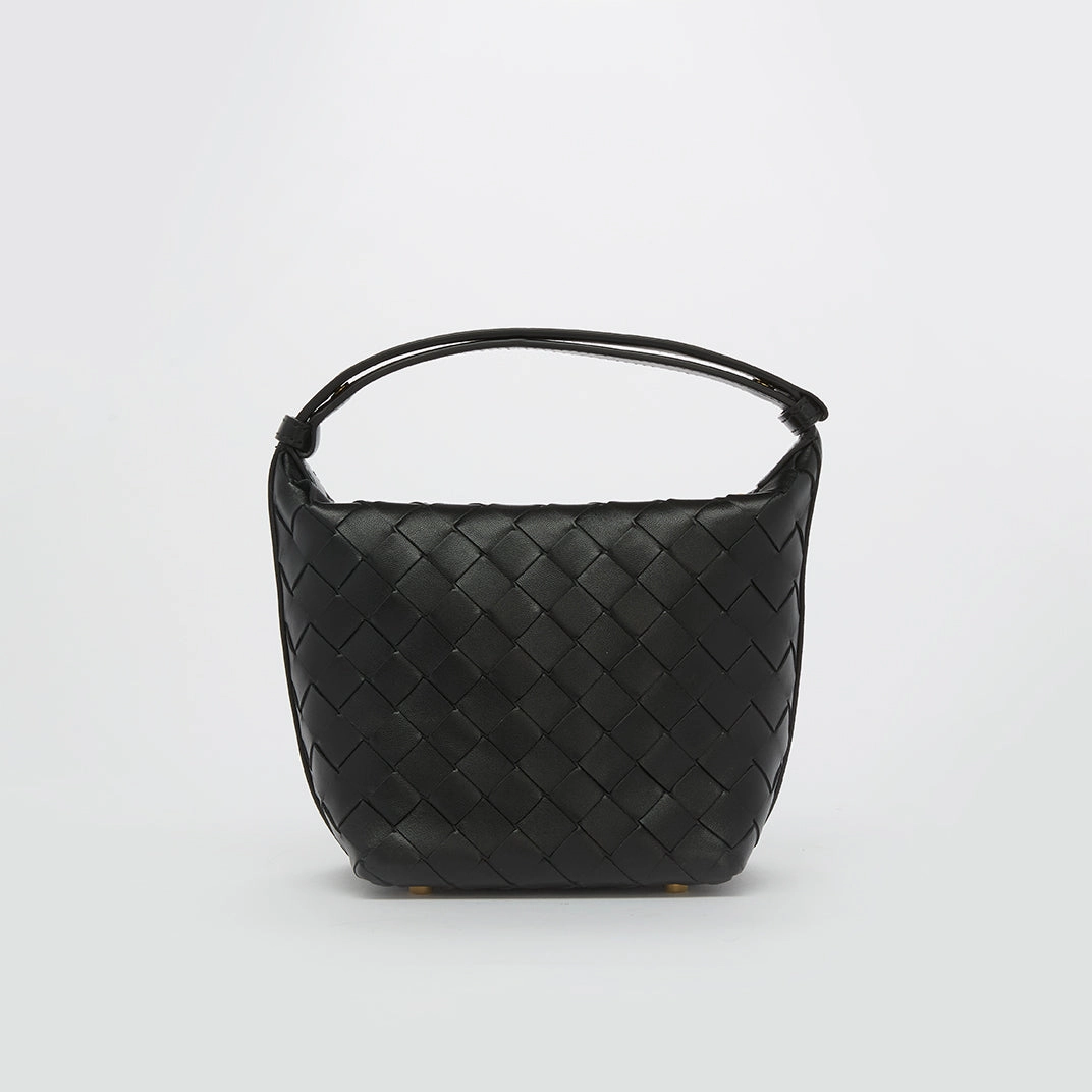 Candy Wallace Intrecciato Leather Shoulder Bag in Black