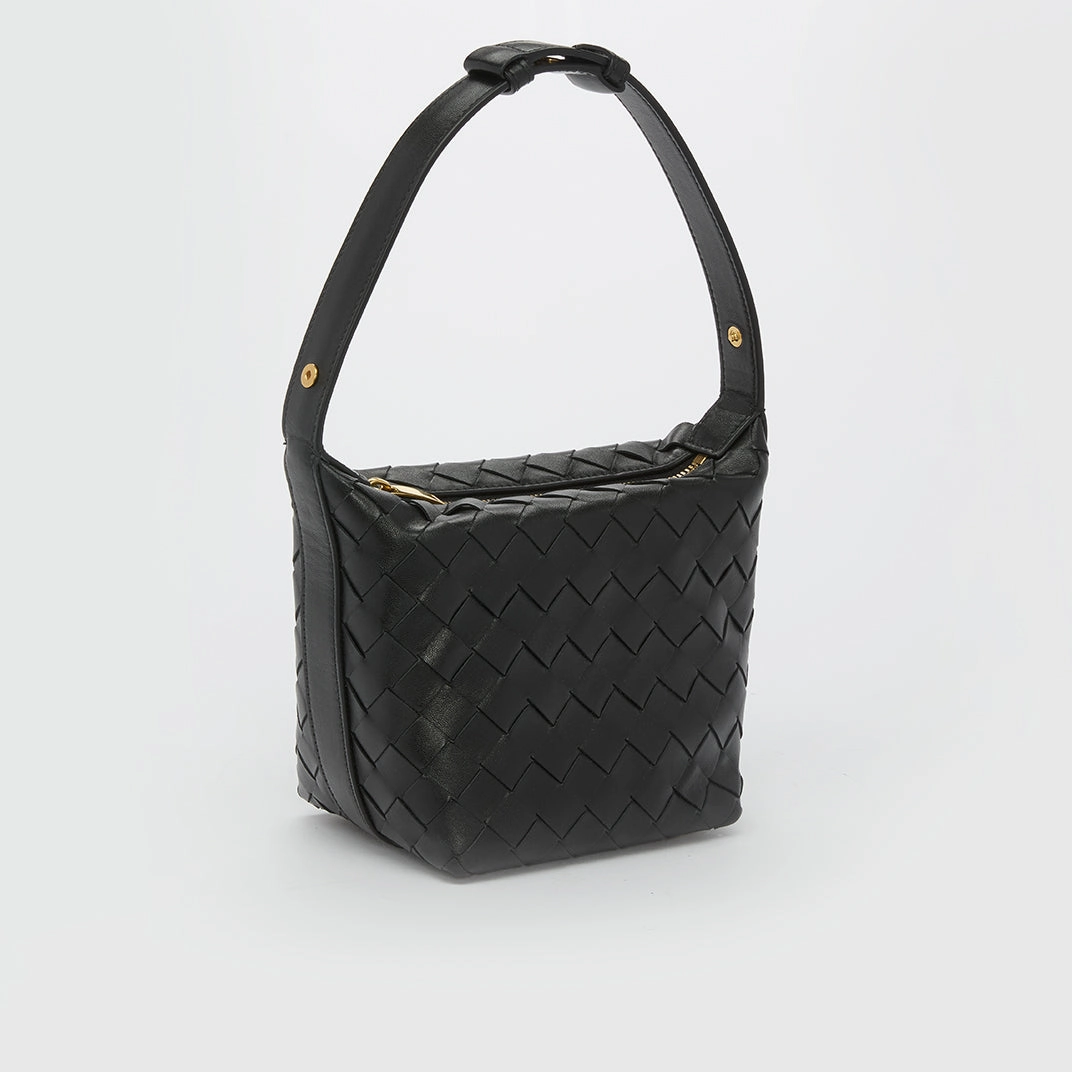 Candy Wallace Intrecciato Leather Shoulder Bag in Black