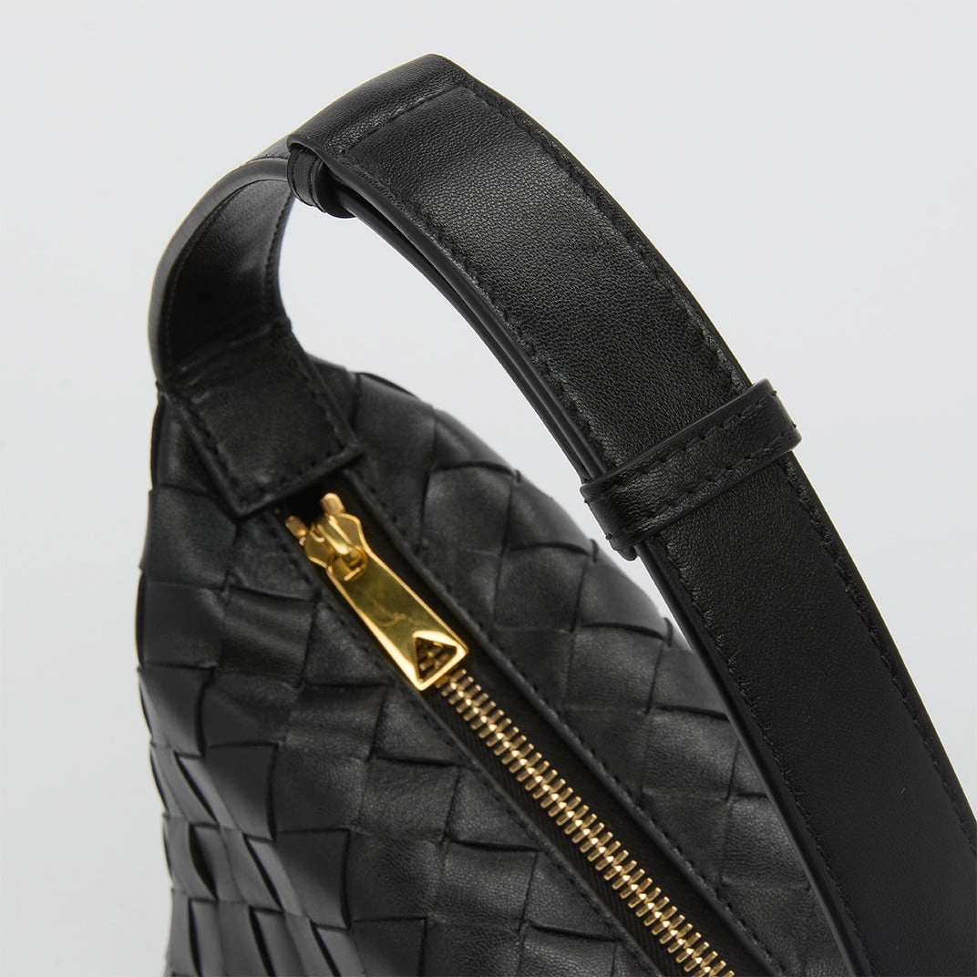 Candy Wallace Intrecciato Leather Shoulder Bag in Black
