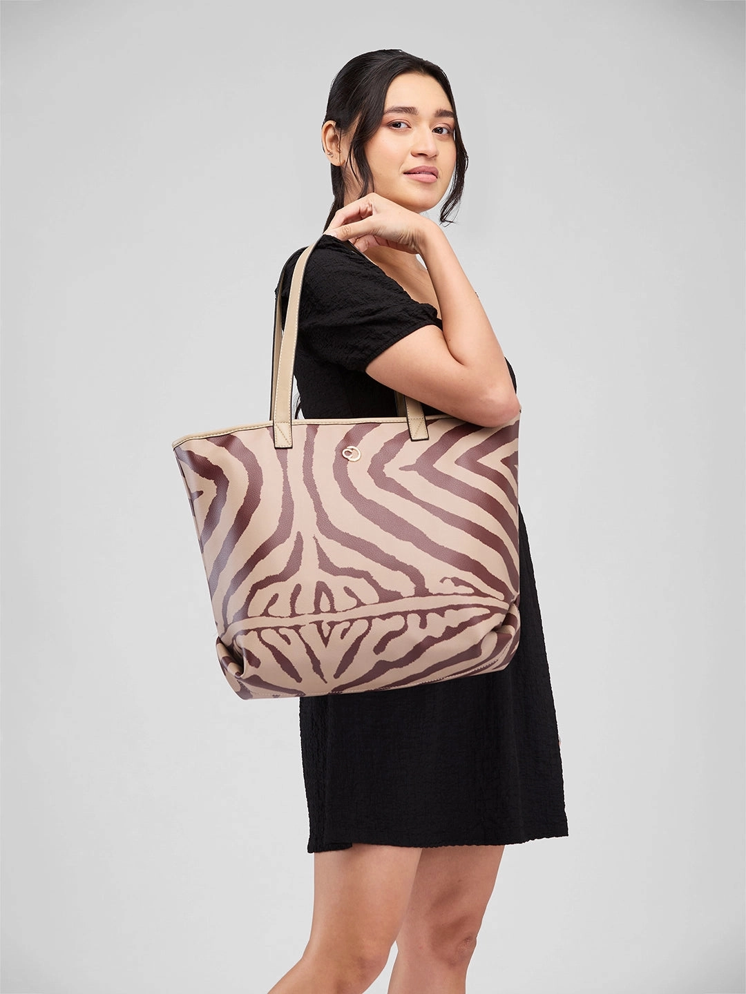 Caprese Zuzu Large Beige Tote Bag