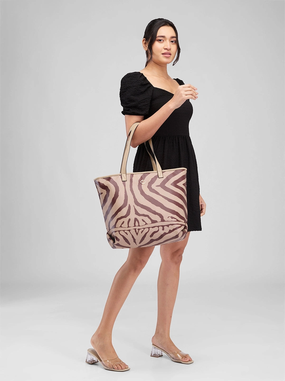 Caprese Zuzu Large Beige Tote Bag