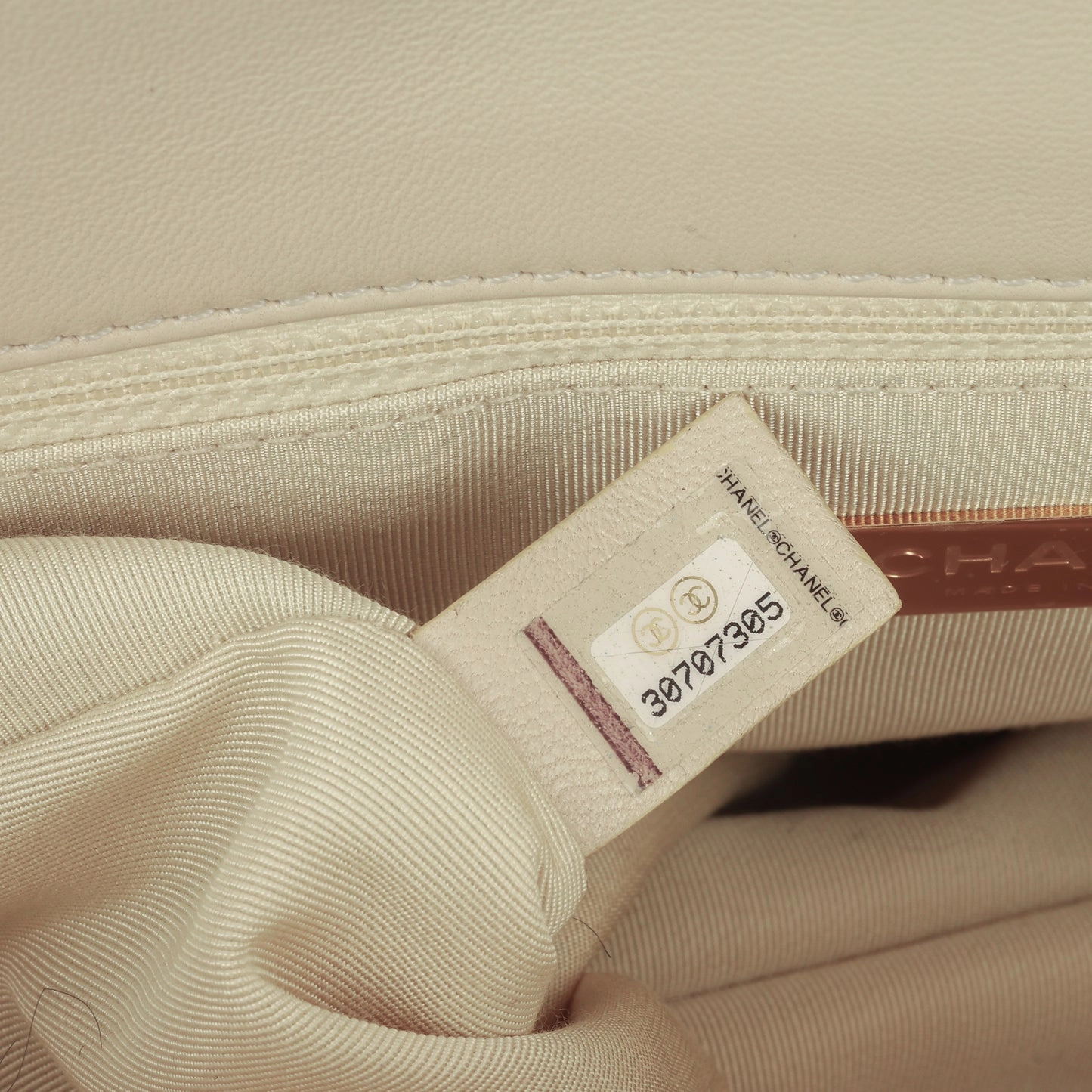 Chanel - Maxi 19 Flap Bag - Beige Lambskin MHW - Pre-Loved - 2020