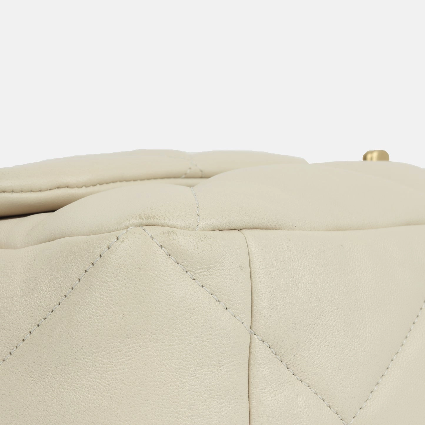 Chanel - Maxi 19 Flap Bag - Beige Lambskin MHW - Pre-Loved - 2020
