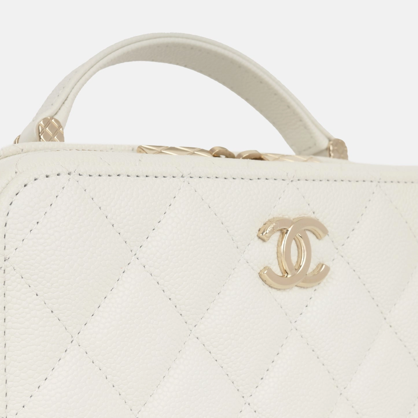 Chanel - Top Handle Vanity on Chain - White Caviar CGHW - 2022 - Pristine