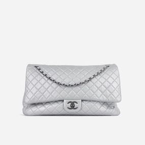 Chanel - XXL Airline Flap - Metallic Silver RHW - 2016/17 - Pre-Loved