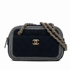 Chanel CC Wool Shoulder Bag (20647)