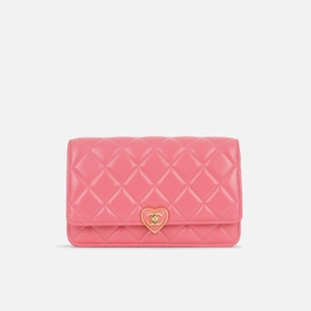 Chanel Chanel - Coco Heart WOC - Pink Lambskin AGHW - Pre-Loved