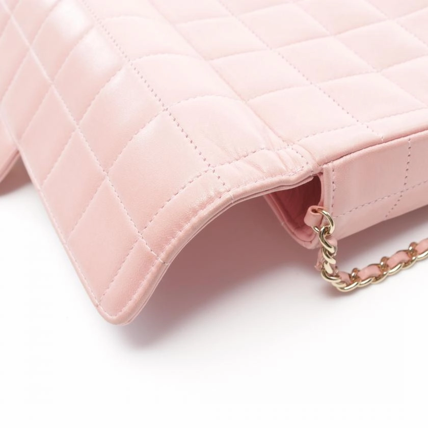 Chanel Chocolate Bar Chain Shoulder Bag Pink Leather Gold Hardware