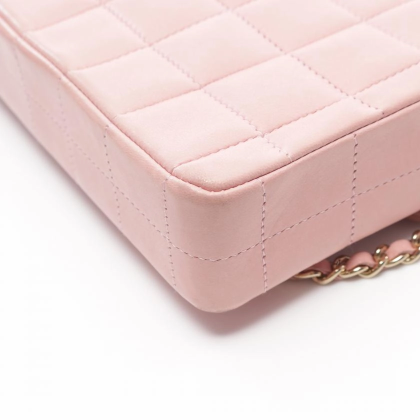 Chanel Chocolate Bar Chain Shoulder Bag Pink Leather Gold Hardware