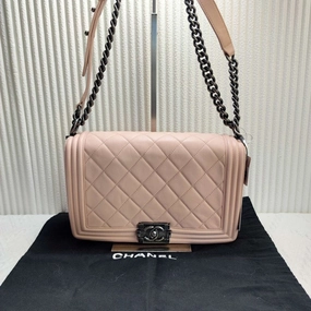 Chanel Le Boy Bag Pink Shoulder Bag