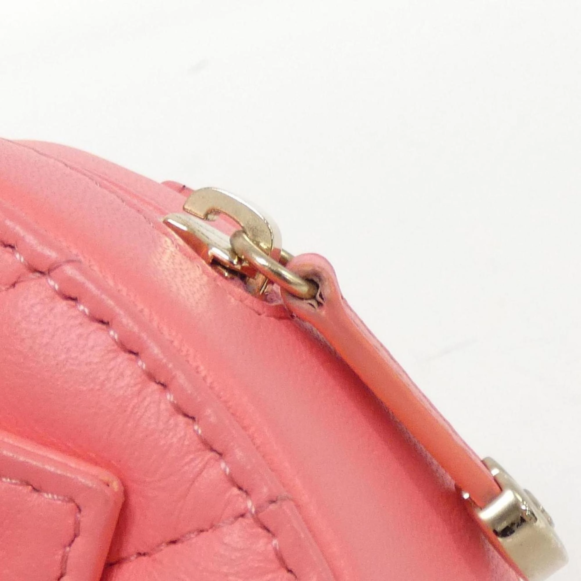 Chanel Leather Fanny Pack (Pre-Owned)