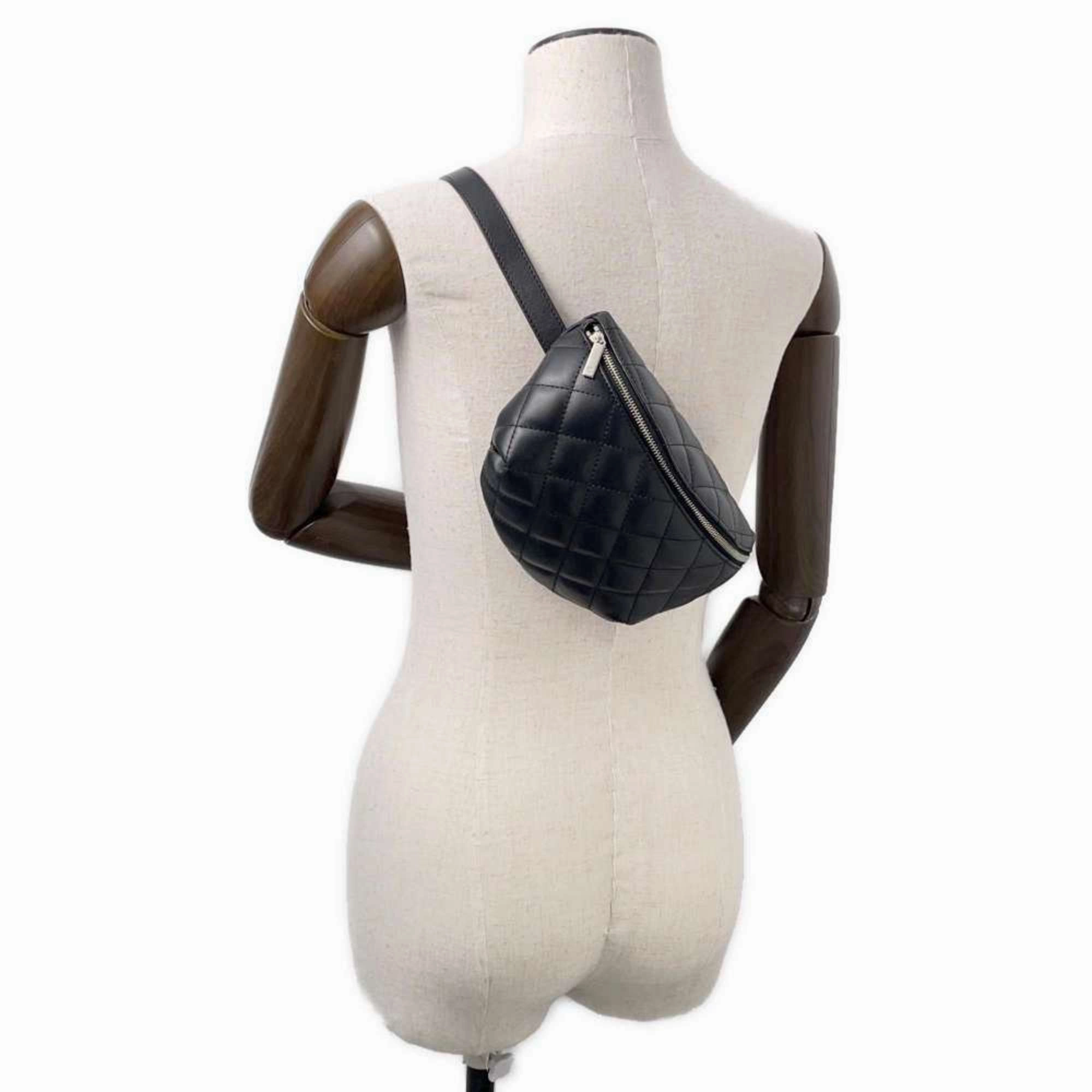Chanel Leather Sling Bag (Pre-Owned)