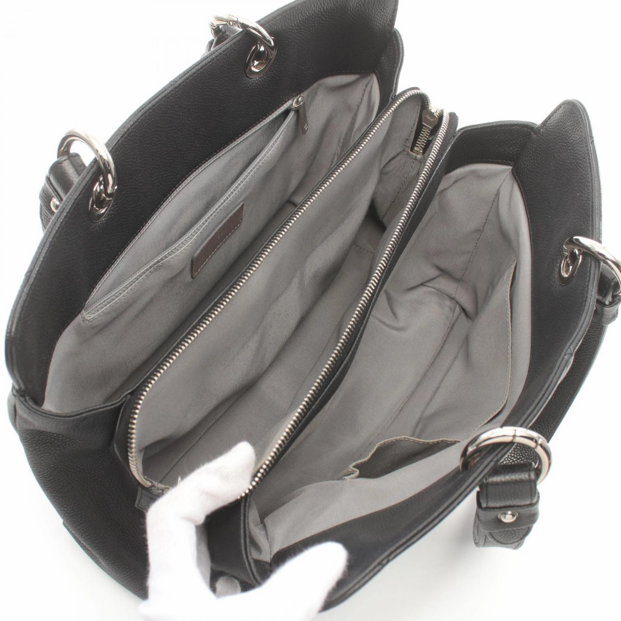 Chanel Leather Tote Bag (Pre-Owned)