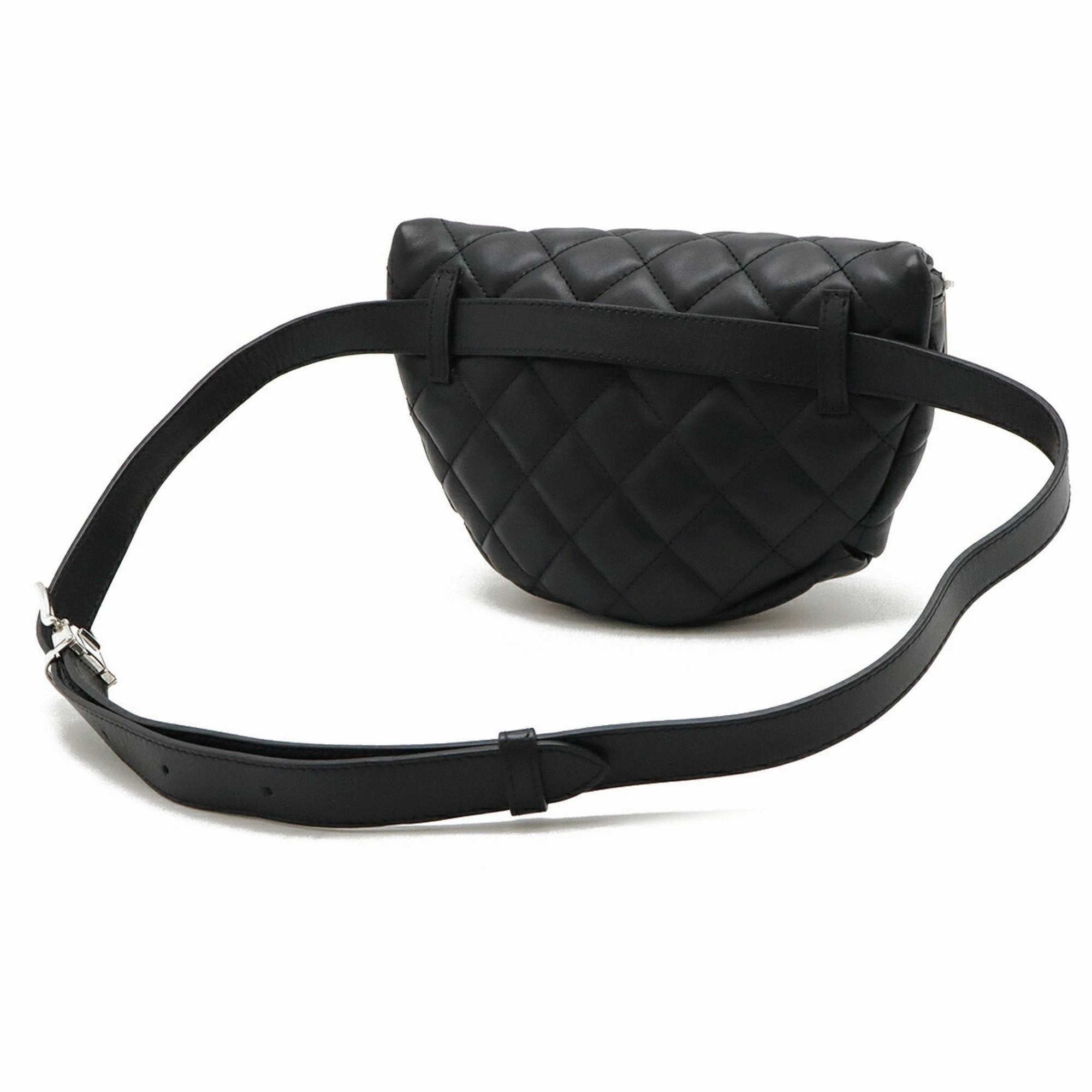 Chanel Matelasse Leather Sling Bag (Pre-Owned)