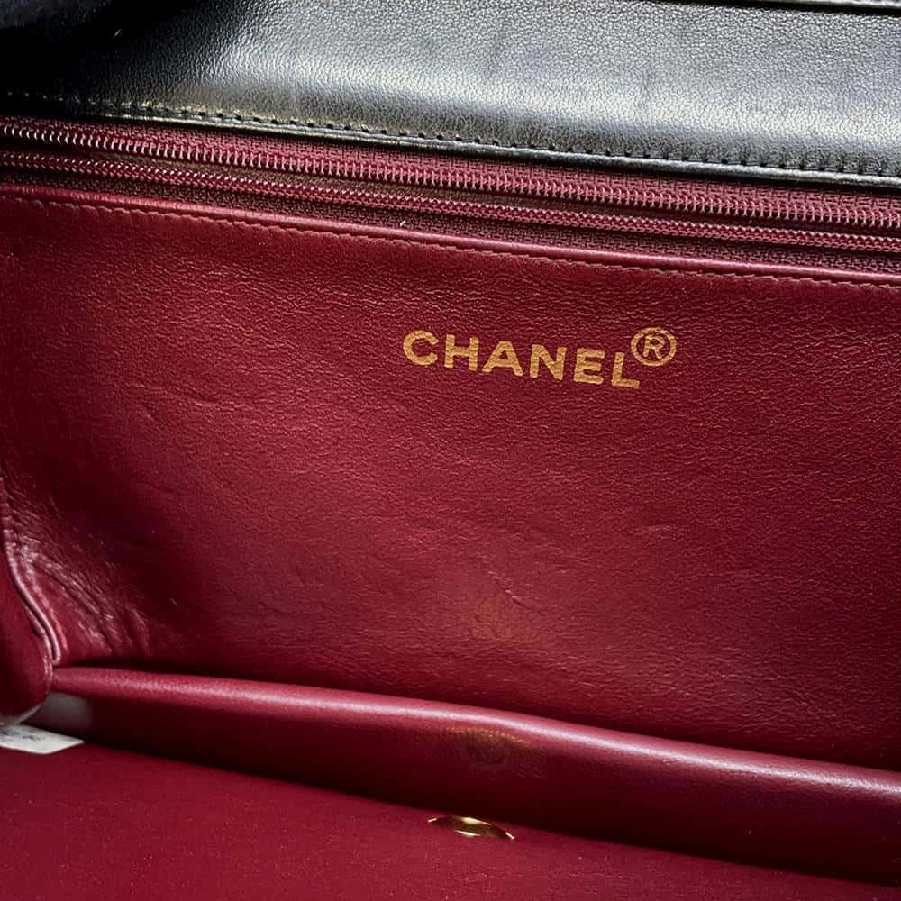 CHANEL Matelasse Push Lock ChainShoulder Bag Black Lambskin