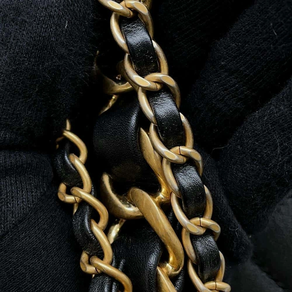 CHANEL Matelasse Vanity ChainShoulder Bag BlackAS3228 Calf Leather