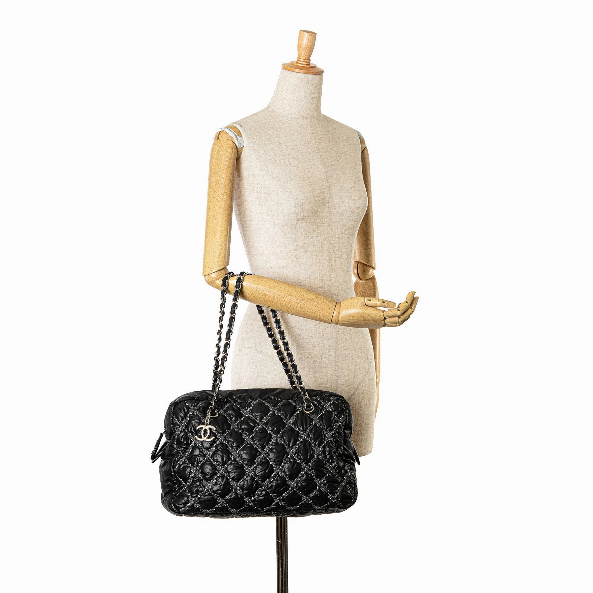 Chanel Nylon Tweed on Stitch Bubble Shoulder Bag (20433)