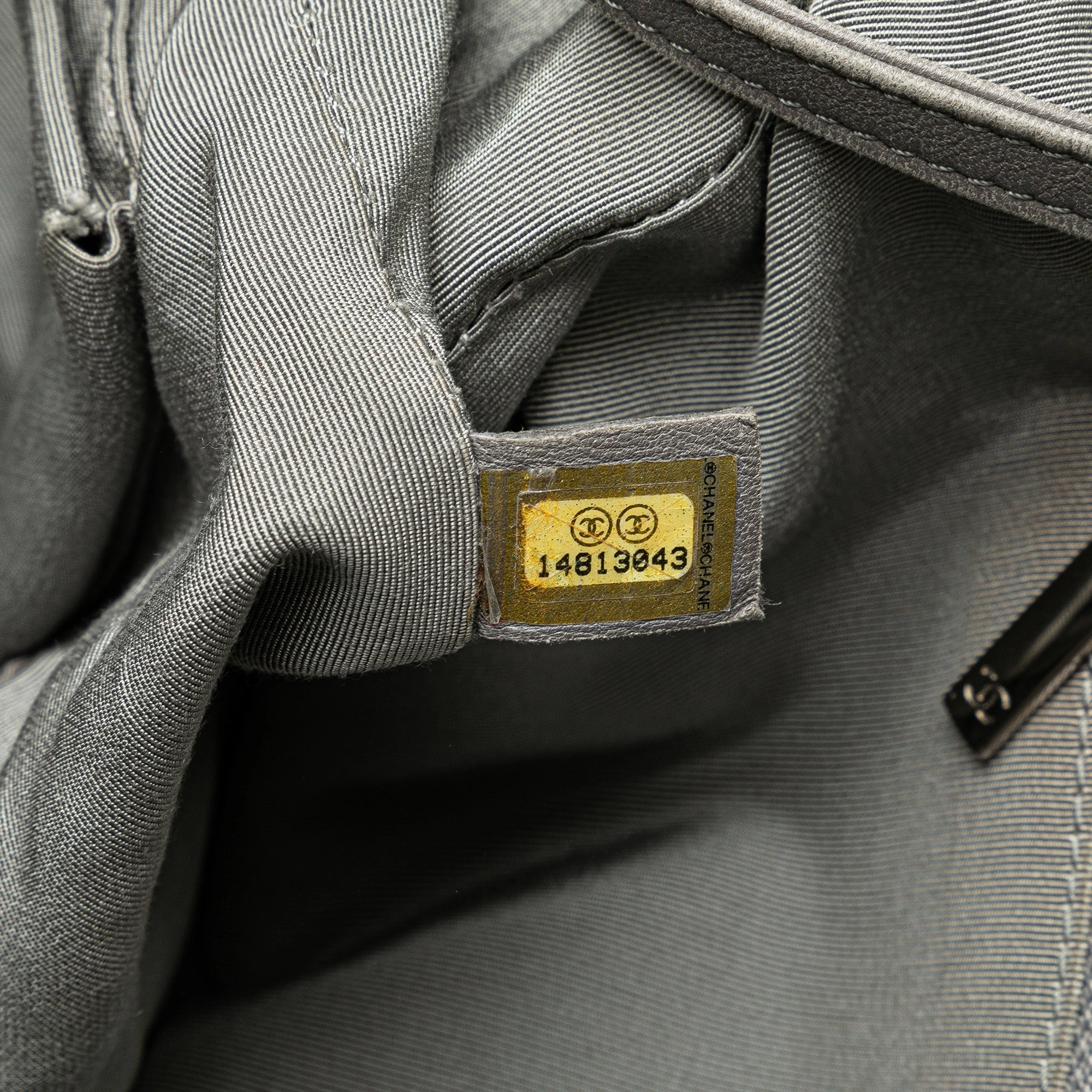 Chanel Nylon Tweed on Stitch Bubble Shoulder Bag (20433)