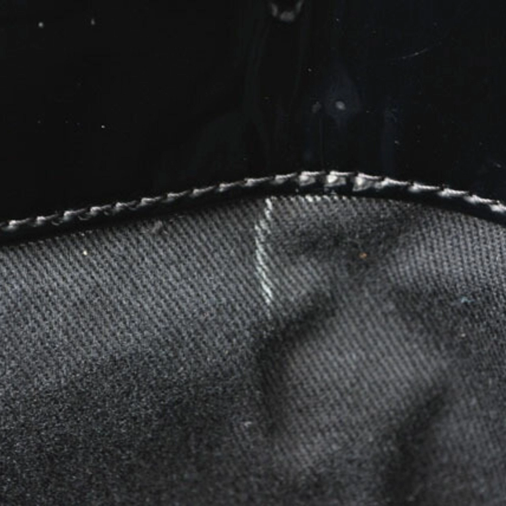 Chanel Patent Leather Tote Bag (Pre-Owned)