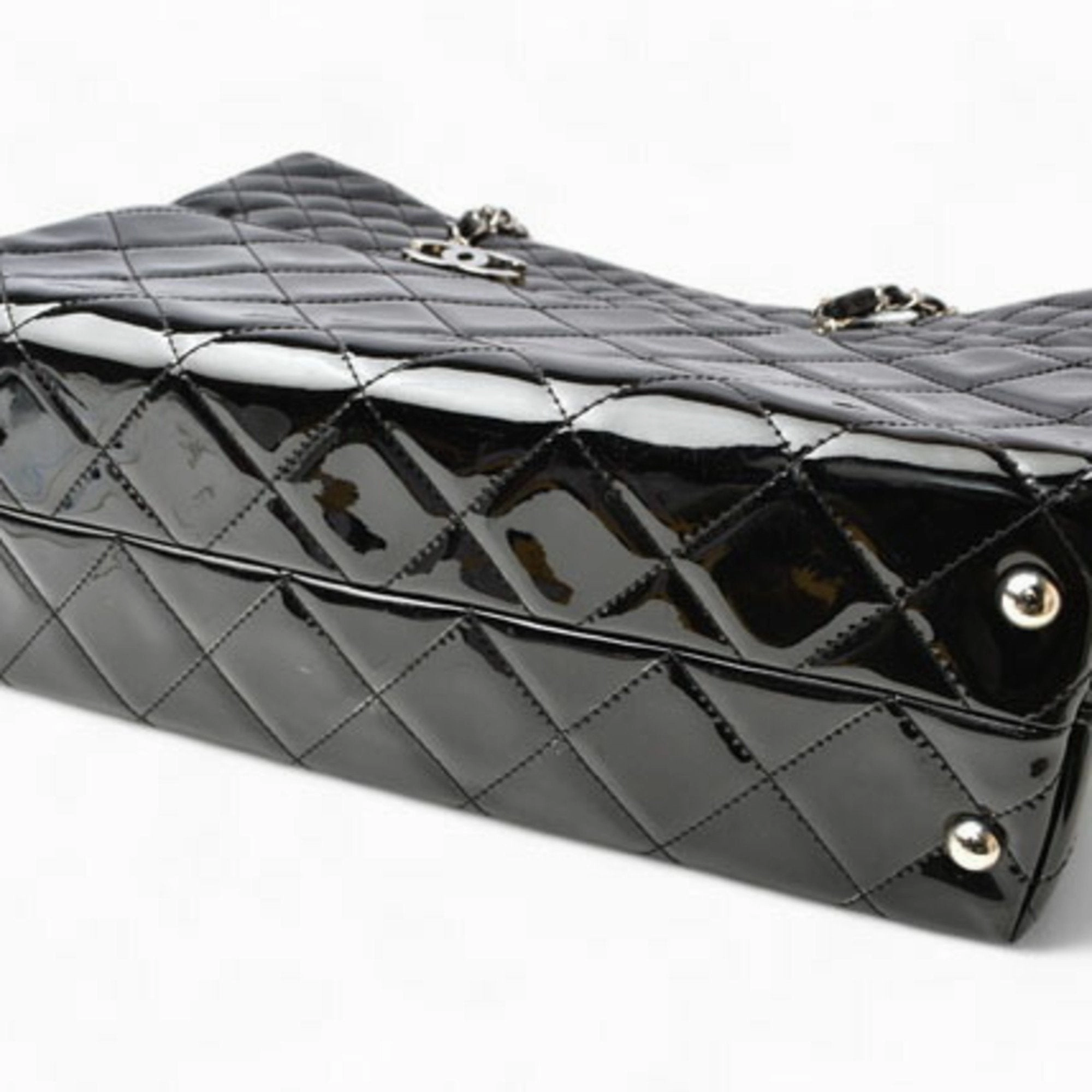 Chanel Patent Leather Tote Bag (Pre-Owned)