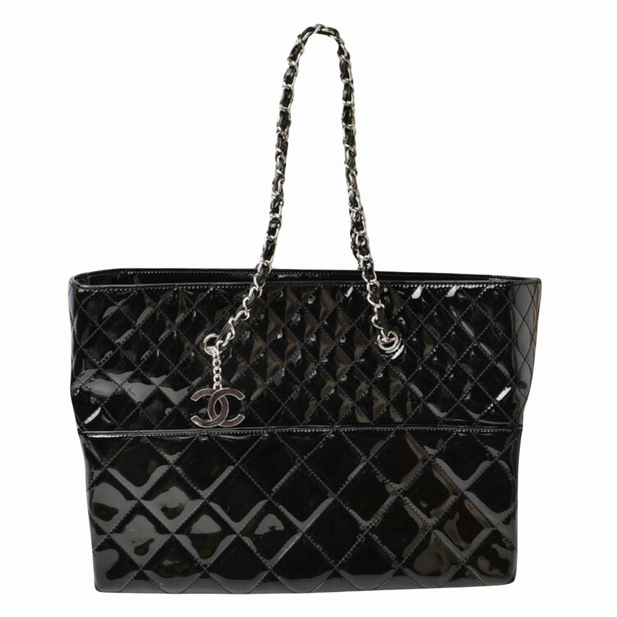 Chanel Patent Leather Tote Bag (Pre-Owned)