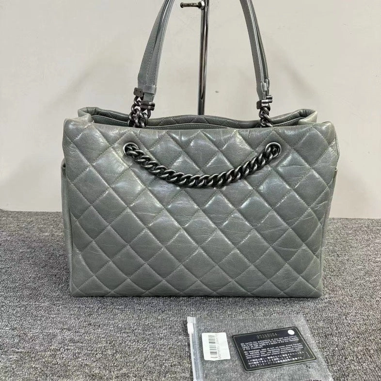 Chanel Quilted Calfskin Leather Grey Shoulder Bag Large