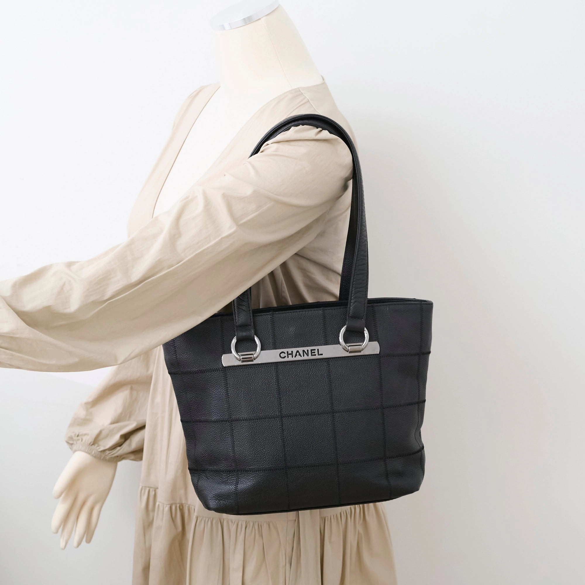 Chanel Tote Bag Black Caviar