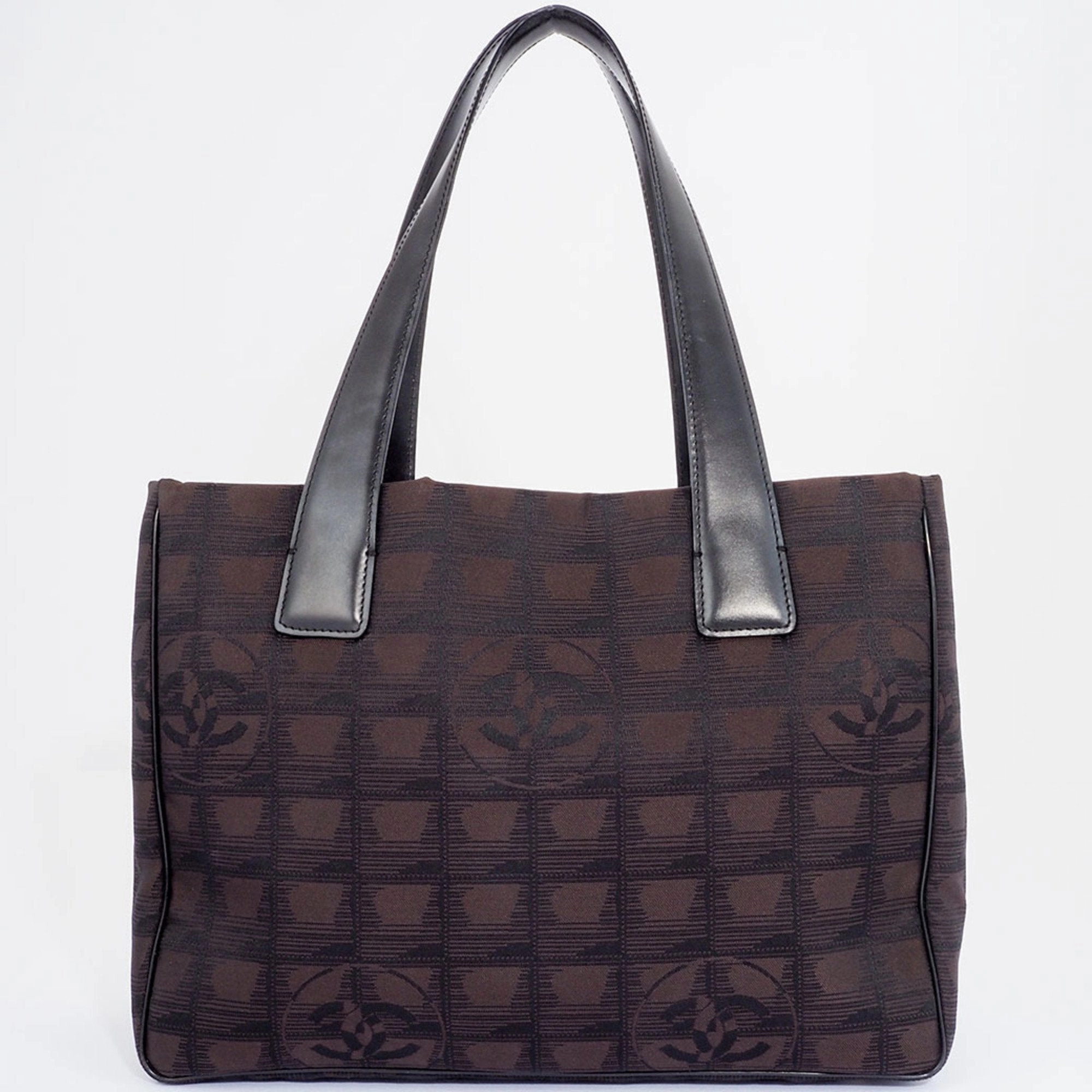 Chanel Travel Line Synthetic Tote Bag (Pre-Owned)