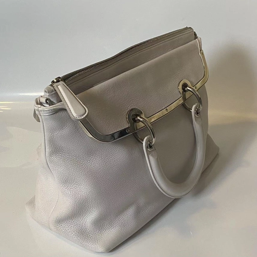 Christian Dior CD Shoulder Bag in White Leather - Preloved