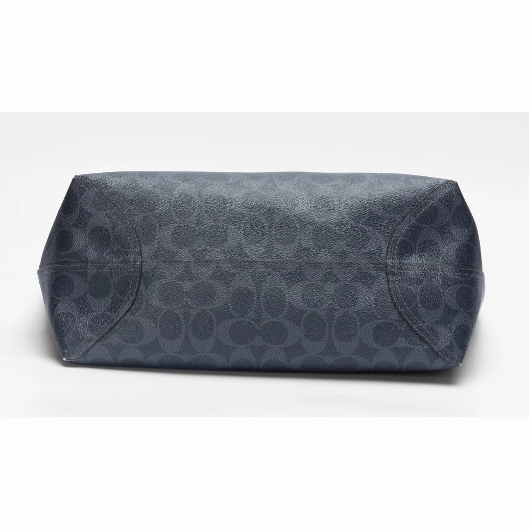 Coach Signature Canvas Tote Bag