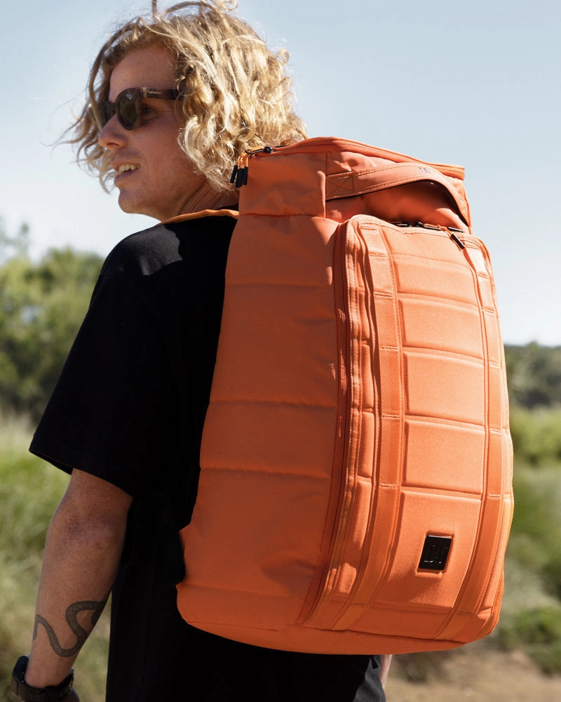 D_b_  Hugger 1st Generation Backpack 30L