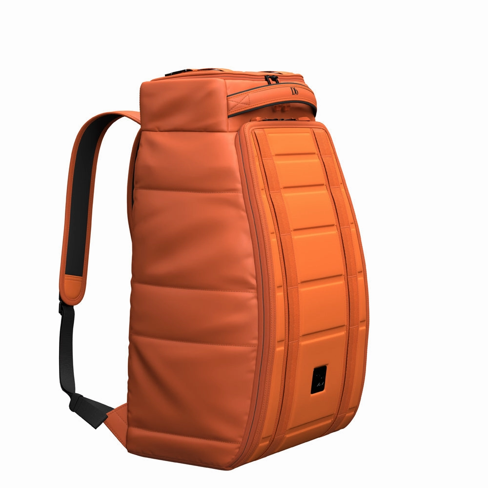 D_b_  Hugger 1st Generation Backpack 30L
