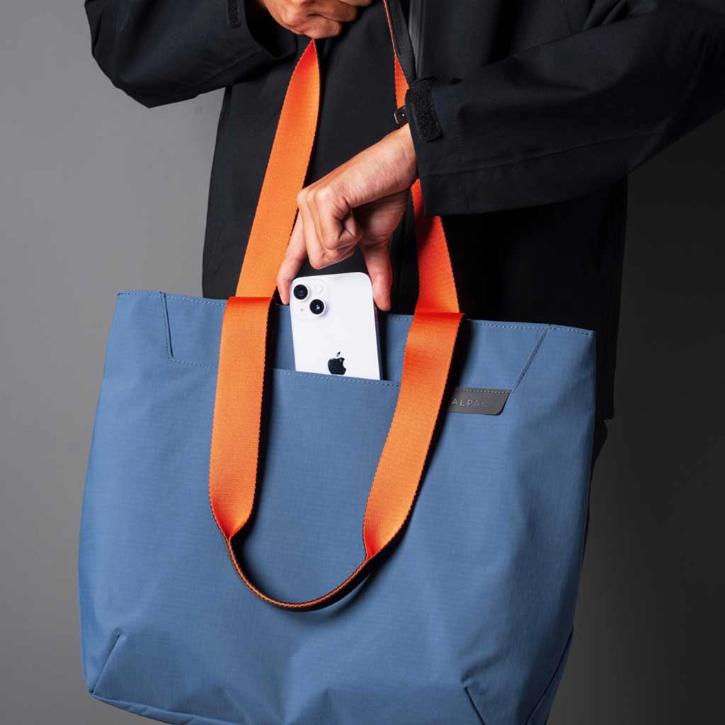 Elements Tote