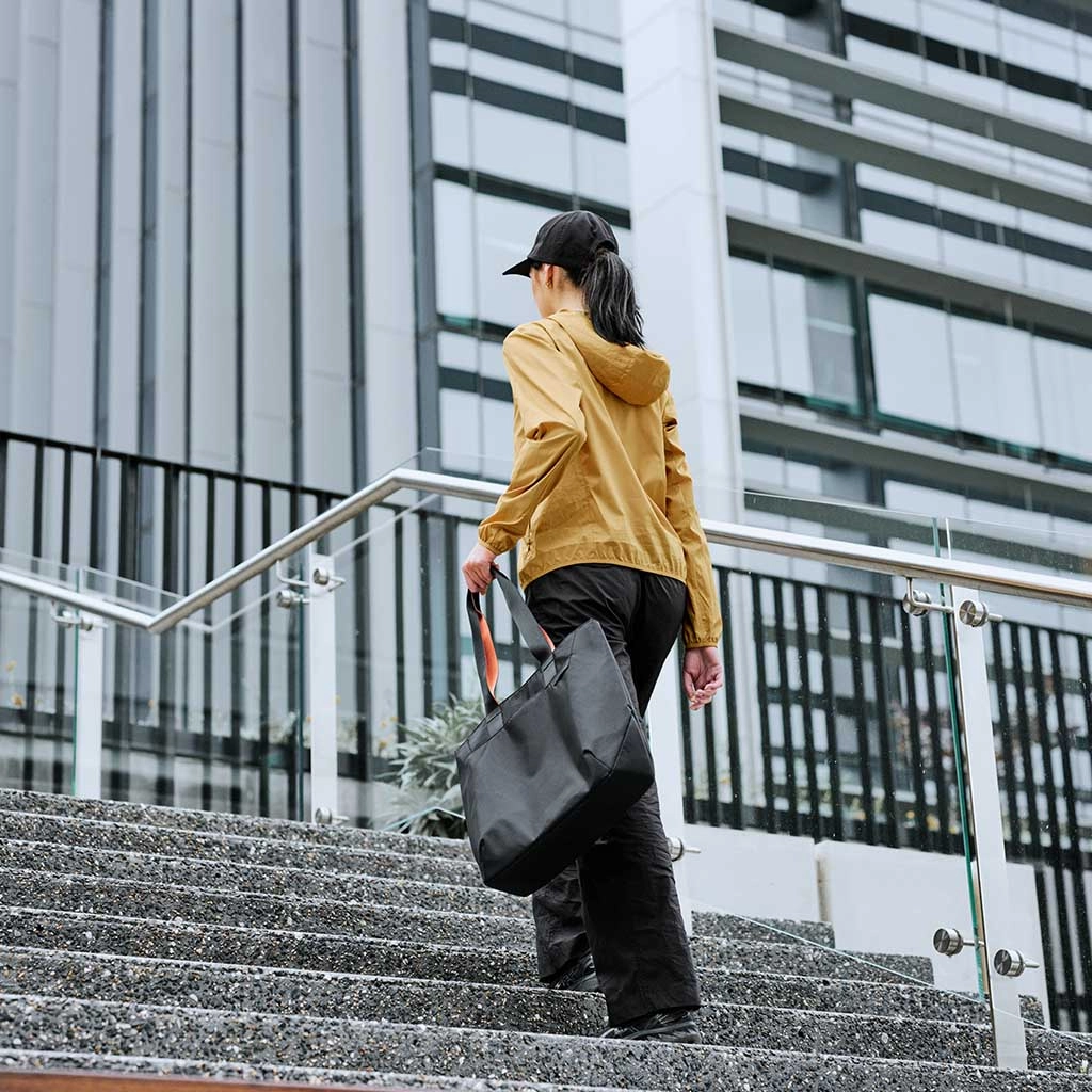 Elements Tote