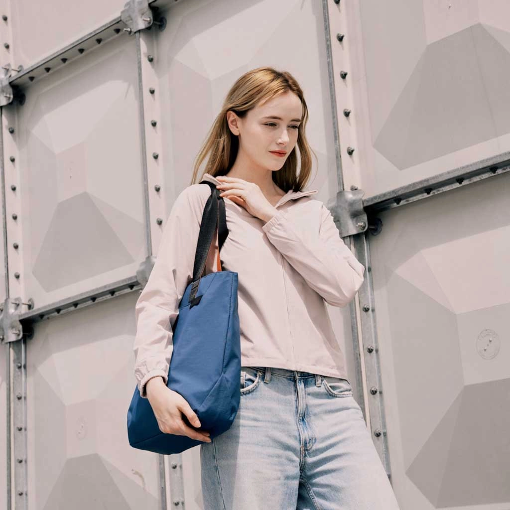 Elements Tote
